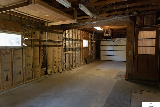 5 Fairview Dr, York, NE 68467 - garage featuring a garage door opener