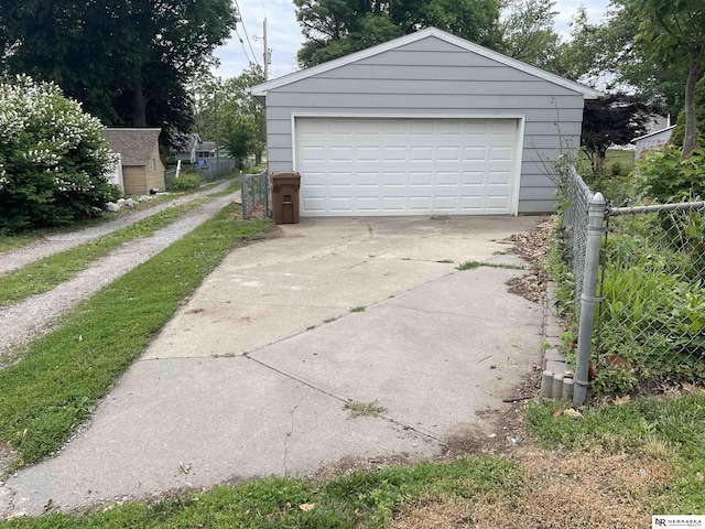1801 Franklin St, Bellevue, NE 68005 - view of detached garage