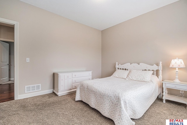 948 S 198th St, Omaha, NE 68022 - bedroom with carpet and baseboards