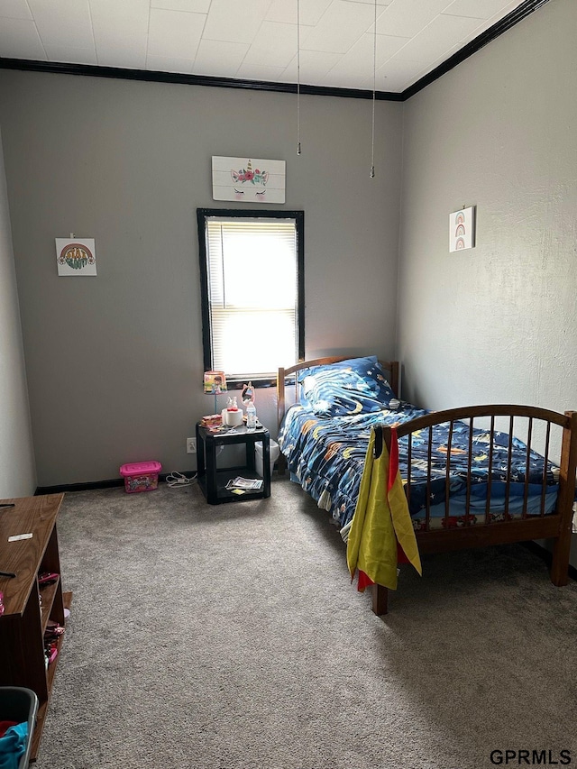3941 X St, Omaha, NE 68107 - carpeted bedroom featuring ornamental molding