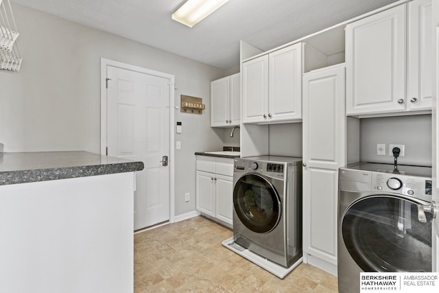 8917 N 157th St, Bennington, NE 68007 - washroom featuring cabinet space and independent washer and dryer