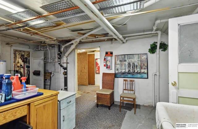 401 S 38th Ave, Omaha, NE 68131 - view of unfinished basement