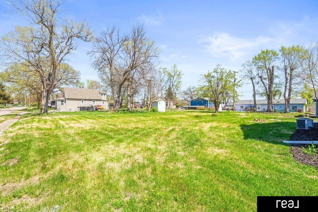 5105 N 14th St, Omaha, NE 68110