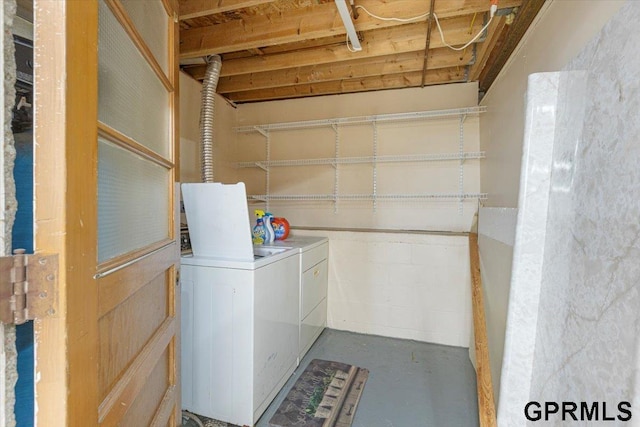washroom featuring independent washer and dryer
