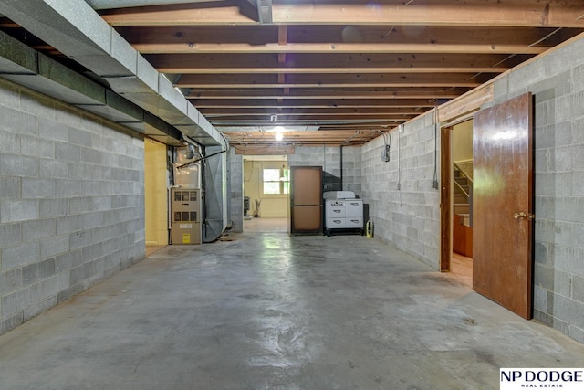 2352 Lincoln St, Blair, NE 68008 - below grade area with heating unit and concrete block wall
