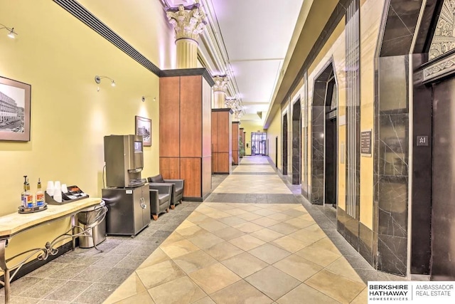 210 S 16th St S Unit 918, Omaha, NE 68102 - building lobby with a high ceiling