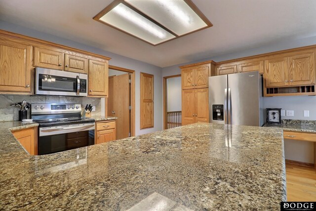 19523 Binney Cir, Elkhorn, NE 68022