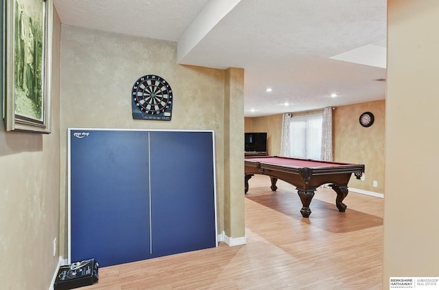 17819 Nicholas Rd, Plattsmouth, NE 68048 - playroom featuring wood finished floors, pool table, baseboards, and recessed lighting