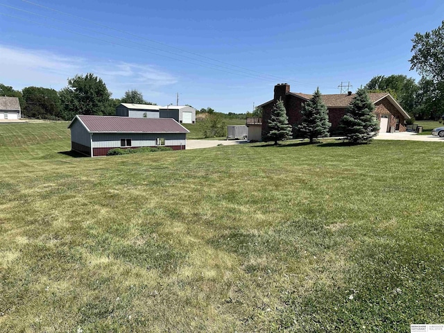 17819 Nicholas Rd, Plattsmouth, NE 68048 - view of green lawn