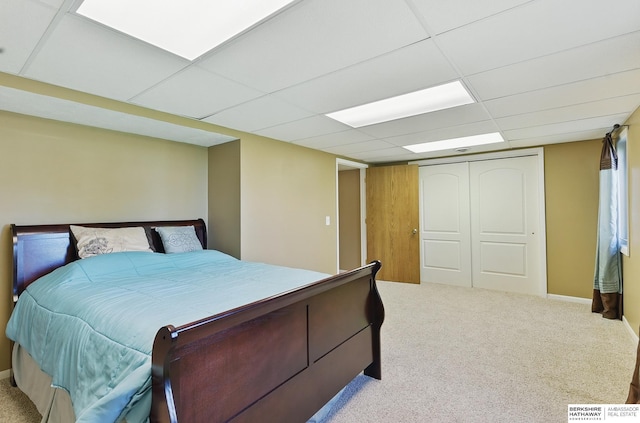 17819 Nicholas Rd, Plattsmouth, NE 68048 - bedroom featuring carpet, a closet, and a drop ceiling