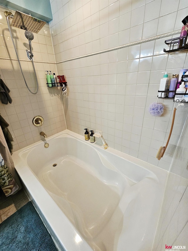 10531 N 137th St, Waverly, NE 68462 - bathroom featuring tub / shower combination