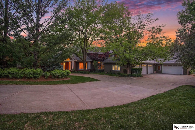 1125 Stone Creek Dr, Blair, NE 68008 - view of front facade with driveway and an attached garage