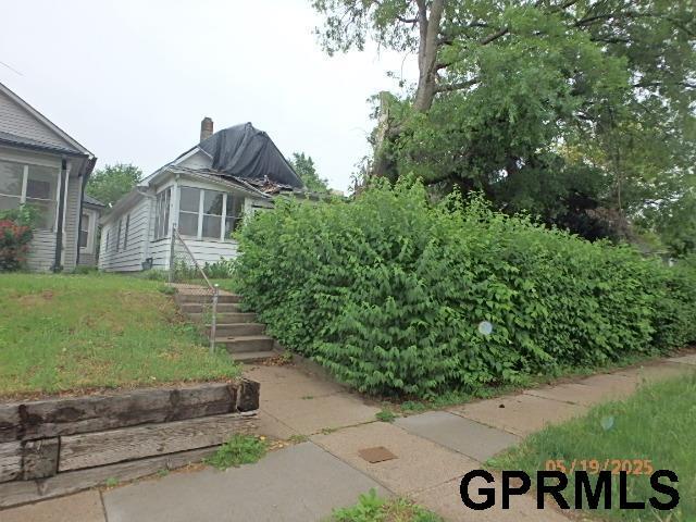 1935 S 11th St, Omaha, NE 68106 - view of front of property featuring stairway