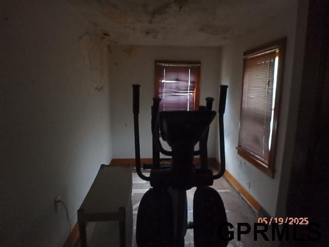 1935 S 11th St, Omaha, NE 68106 - dining space with baseboards