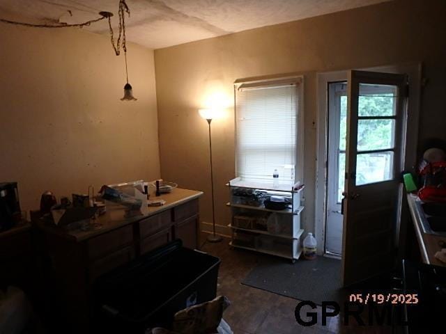 1935 S 11th St, Omaha, NE 68106 - view of dining space