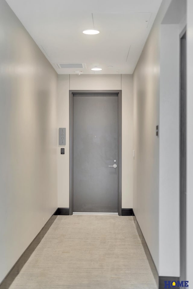1125 Q St Unit 1401, Lincoln, NE 68508 - corridor featuring baseboards