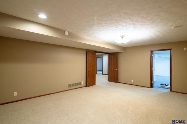 9160 Pioneer Ct, Lincoln, NE 68520 - spare room with baseboards, carpet flooring, and recessed lighting