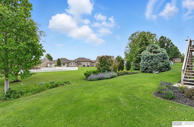 7211 S 174th St, Omaha, NE 68136 - view of yard with stairs