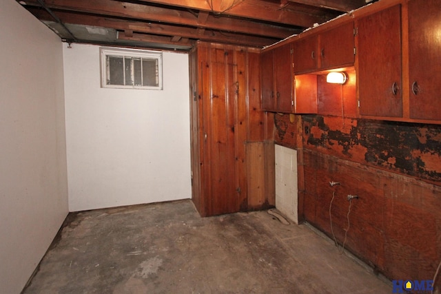 2727 S 19th St, Lincoln, NE 68502 - view of unfinished below grade area
