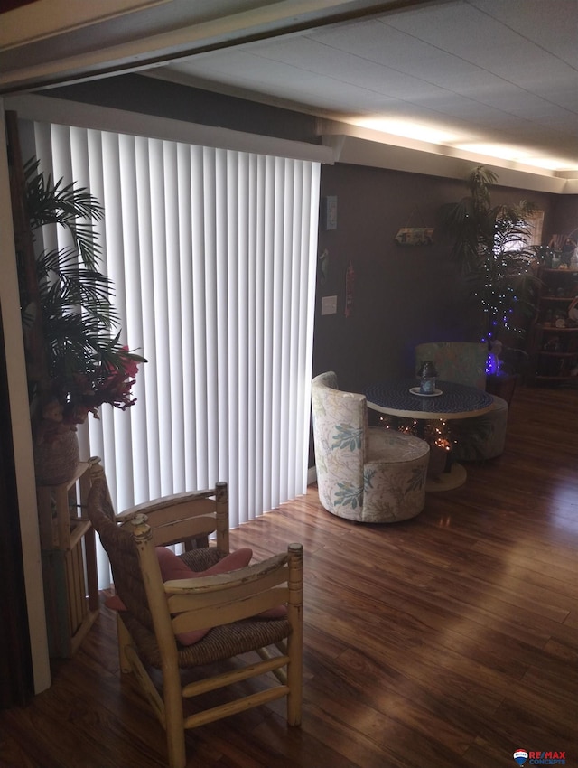 803 6th St, Fairbury, NE 68352 - living area with wood finished floors