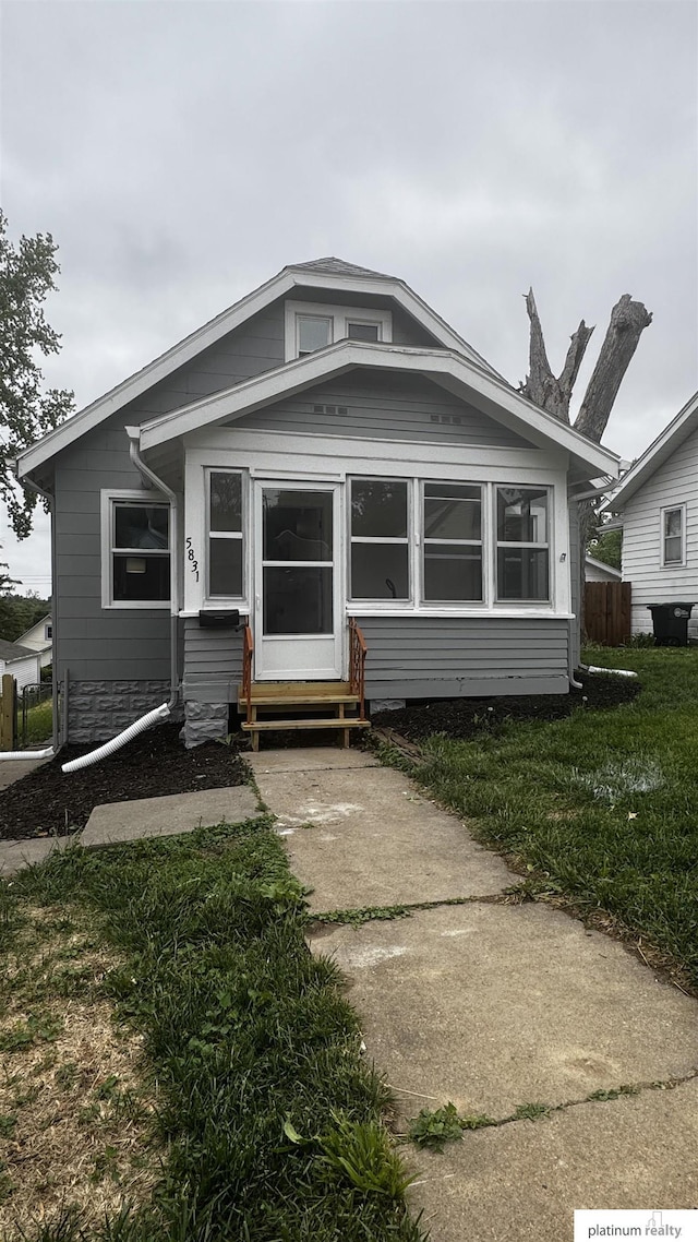 view of front of house featuring entry steps