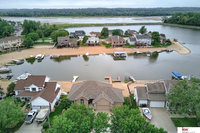 7815 Maui Cir, Papillion, NE 68046 - aerial view of residential area featuring a large body of water