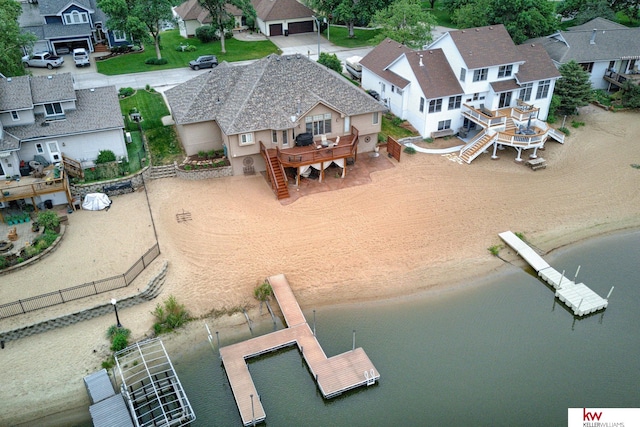 7815 Maui Cir, Papillion, NE 68046 - aerial view of residential area with a large body of water