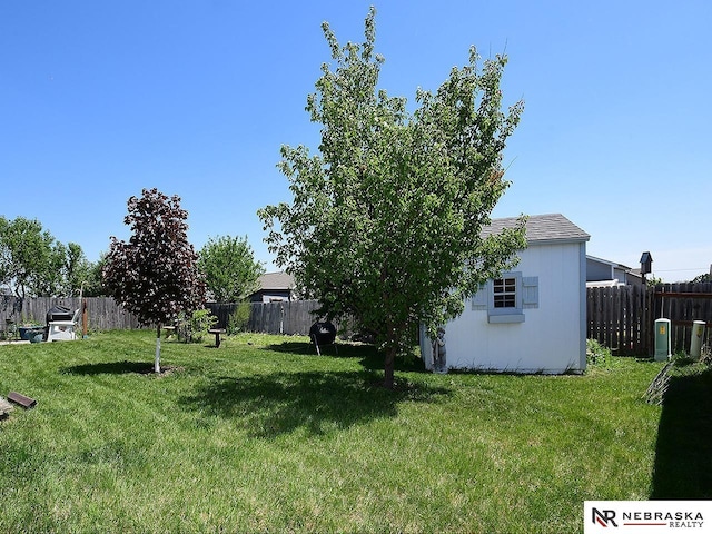70 Switchgrass Ln, Bennet, NE 68317 - view of yard featuring an outdoor structure