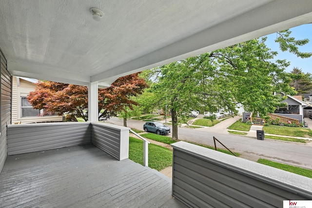 2740 N 49th St, Omaha, NE 68104 - view of porch