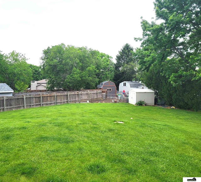 5201 Danbury Ct, Lincoln, NE 68512 - view of yard with view of scattered trees