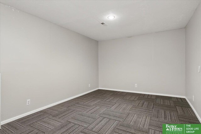 5143 S 126th Plz Unit 22, Omaha, NE 68137 - carpeted spare room featuring baseboards and recessed lighting