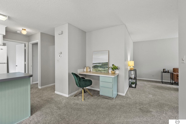 3400 Glenhaven Pl, Lincoln, NE 68506 - carpeted office featuring baseboards and a textured ceiling