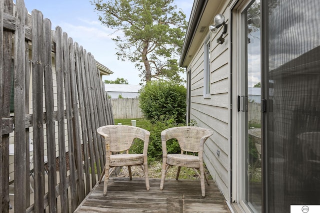 3400 Glenhaven Pl, Lincoln, NE 68506 - view of wooden terrace