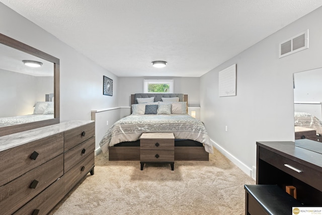 6458 Decatur St, Omaha, NE 68104 - bedroom featuring light colored carpet and baseboards