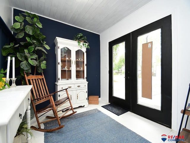 105 Nebraska St, Murdock, NE 68407 - entrance foyer featuring french doors