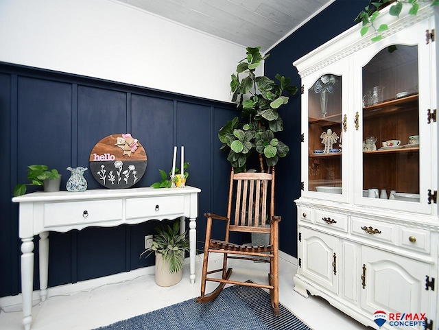 105 Nebraska St, Murdock, NE 68407 - reception featuring a decorative wall and a wainscoted wall