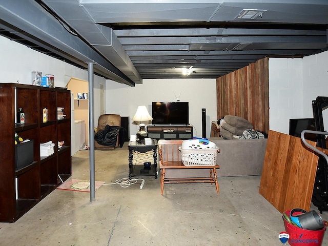 105 Nebraska St, Murdock, NE 68407 - view of finished below grade area