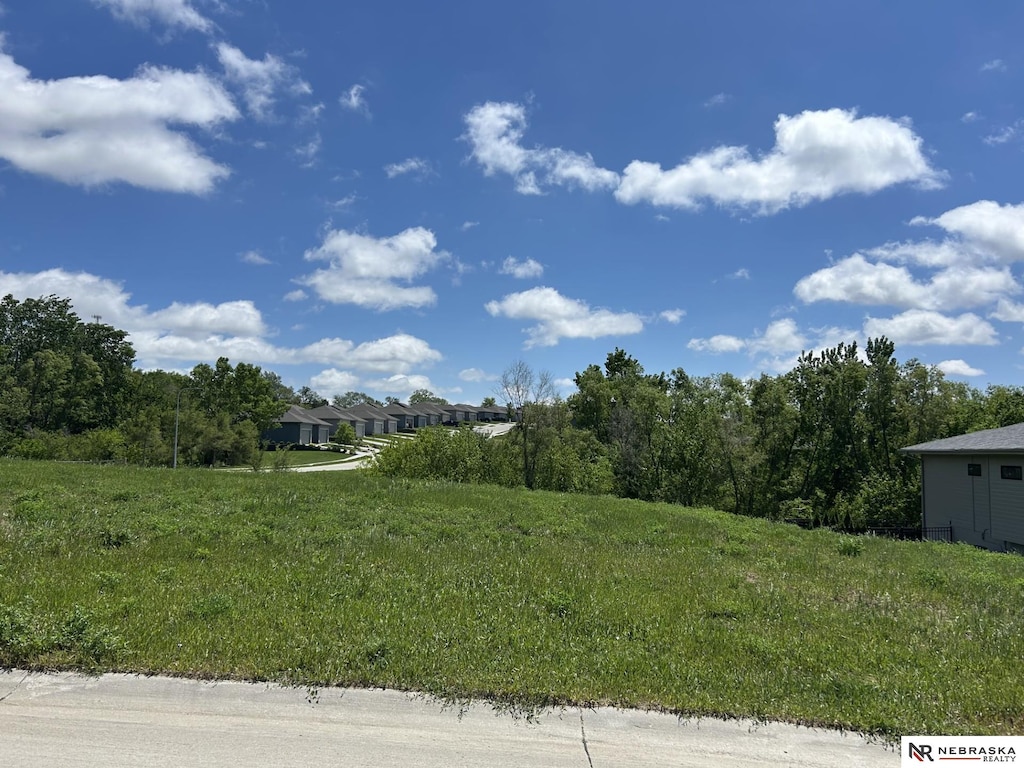 12615 N 161st Ave, Bennington, NE 68007