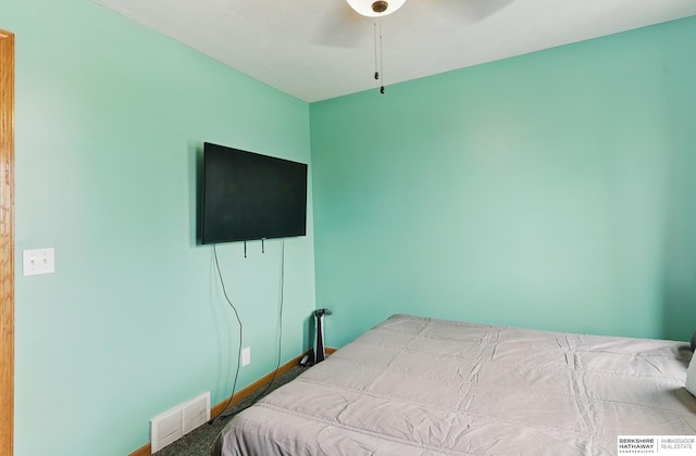4414 S 174th St, Omaha, NE 68135 - carpeted bedroom with a ceiling fan