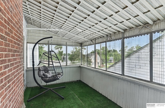 6920 N 30th St, Omaha, NE 68112 - view of unfurnished sunroom