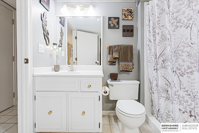 15341 Davenport Cir, Omaha, NE 68154 - full bathroom with tile patterned flooring, vanity, toilet, and a shower with shower curtain