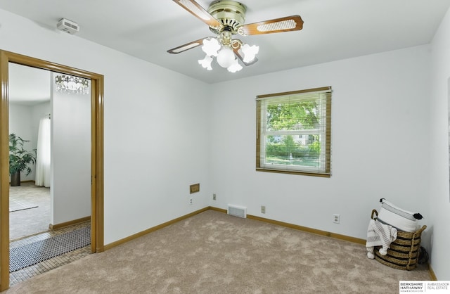 4314 Oak St, Omaha, NE 68105 - unfurnished room with carpet, a ceiling fan, and baseboards