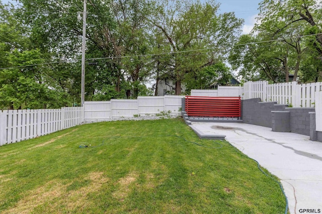 3013 Decatur St, Omaha, NE 68111 - view of yard