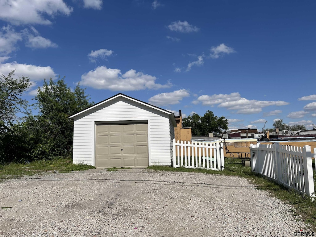 2410 Bancroft St, Omaha, NE 68105 - view of detached garage