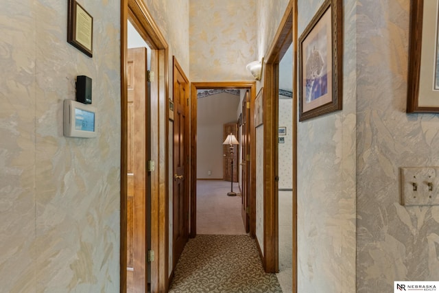5082 S 149th Ct, Omaha, NE 68137 - hallway featuring wallpapered walls and carpet flooring