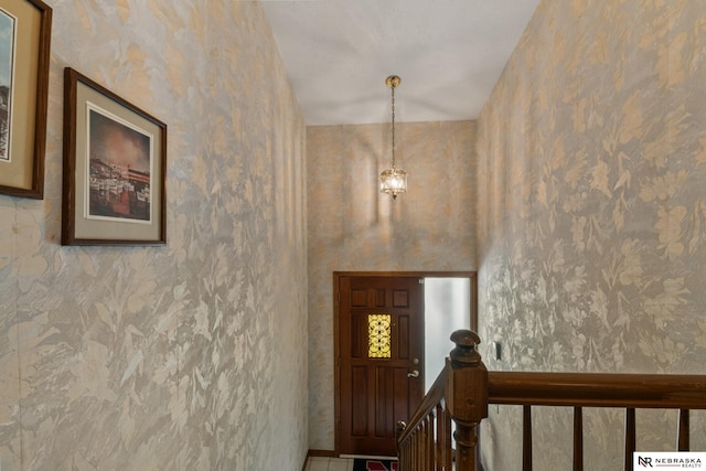 5082 S 149th Ct, Omaha, NE 68137 - foyer featuring wallpapered walls