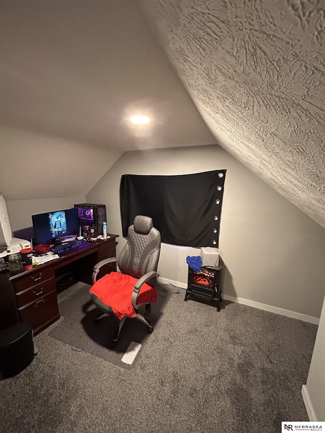2413 Ohio St, Omaha, NE 68111 - carpeted office space featuring lofted ceiling, baseboards, and a textured ceiling