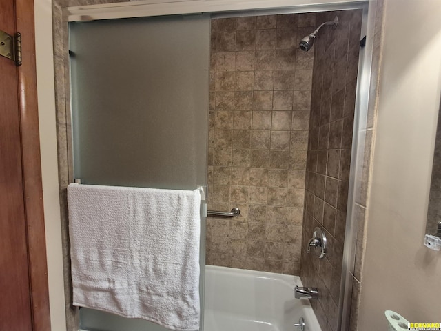 1112 10th St, Auburn, NE 68305 - full bath featuring shower / washtub combination