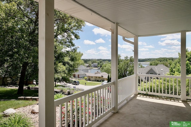 8112 Molokai Dr, Papillion, NE 68046 - view of porch