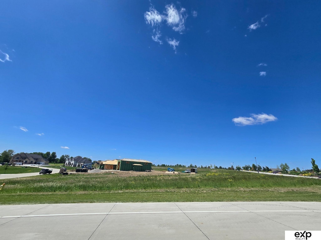 LOT8 Cheyenne Rdg, Omaha, NE 68136